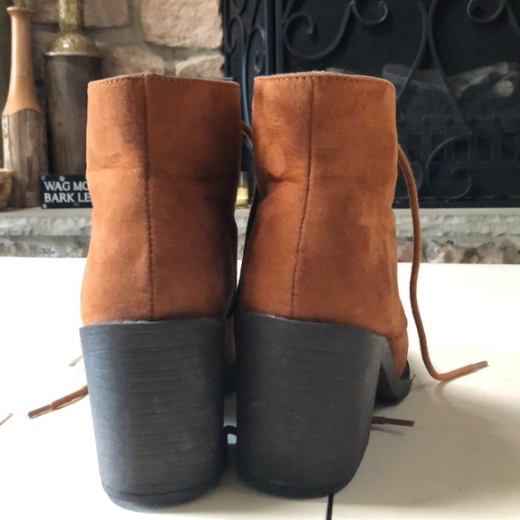 Booties - Picture 4 of 5